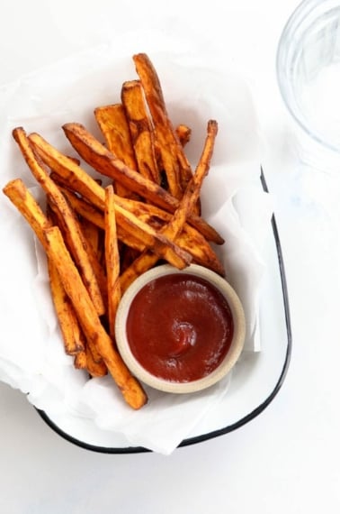 air fryer sweet potato fries with ketchup